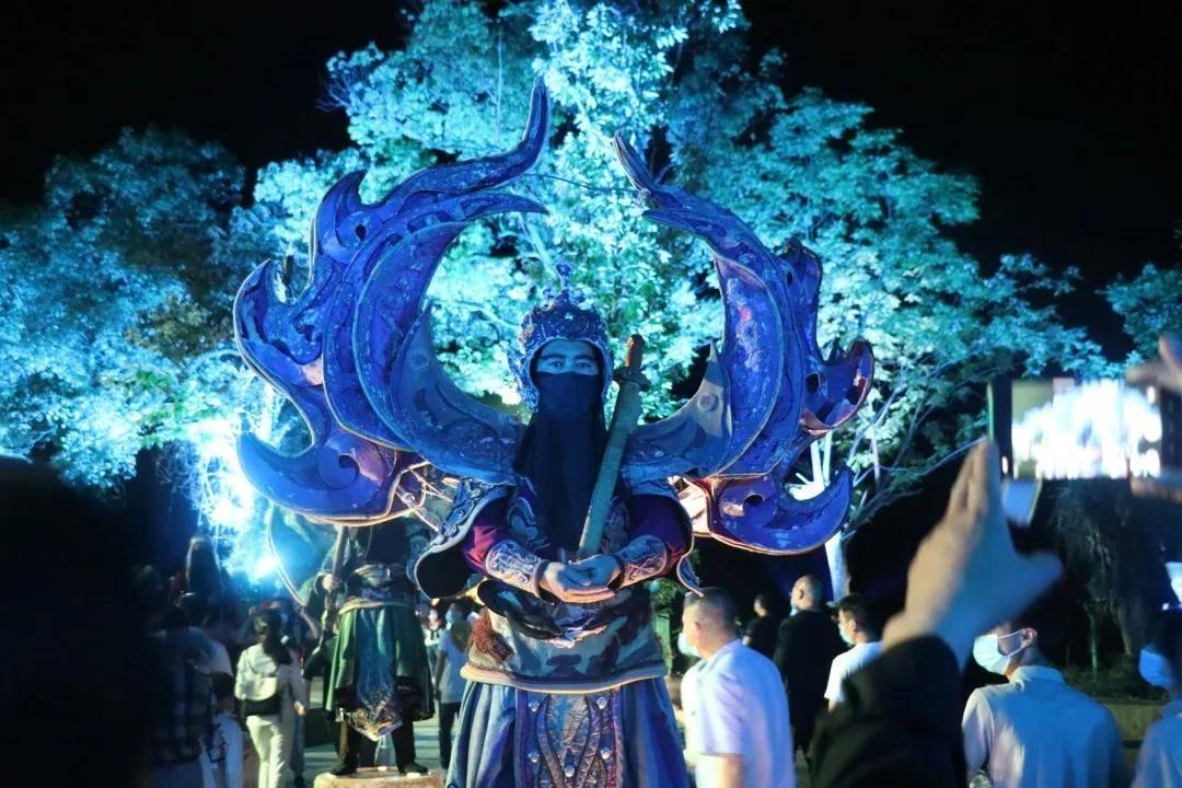 探索已婚老男人表现得很抠很吝啬为什么让人感觉很恶心想吐?,解决你的疑惑