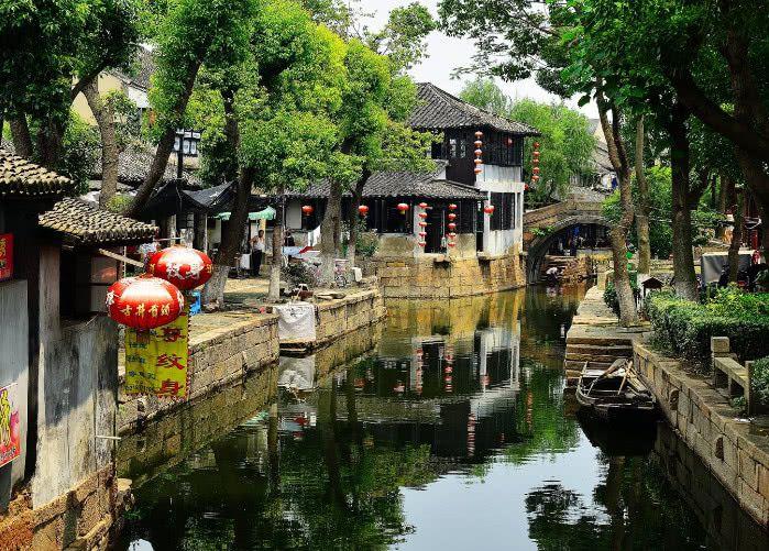 年龄大了,“耳根子”也软了?医生:这是得病了!