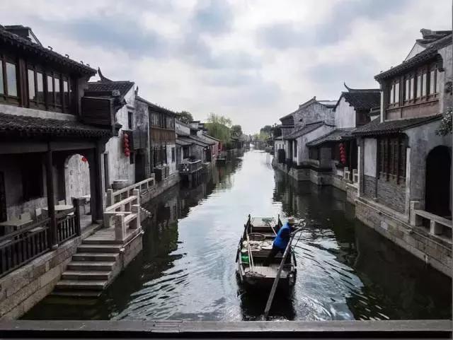 潮宏基2023年预计盈利3.2亿-4亿元
